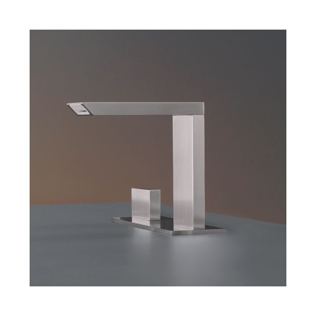 CEA-Design-BAR-Wall-mounted-dual-handle-tap-BAR19S
