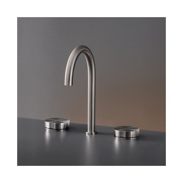 CEA-Design-GIOTTO-Three-hole-tap-GIO17S