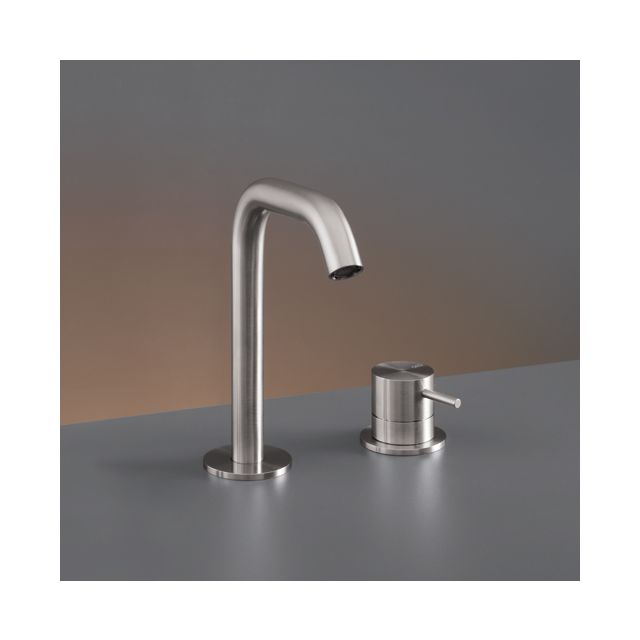 Cea-Design-MILO360-Two-hole-tap-MIL75S